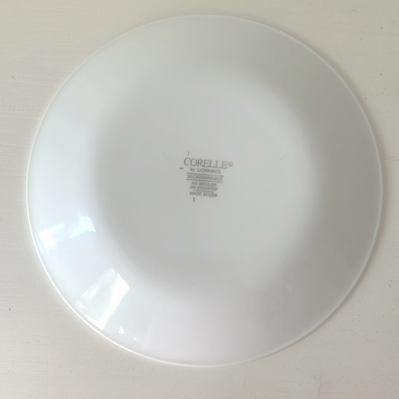 1 Corelle Winter Frost White Bread/Dessert  Plate - Picture 2 of 2